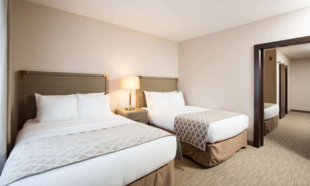 Pomeroy Hotel Fort Mcmurray Kamer foto