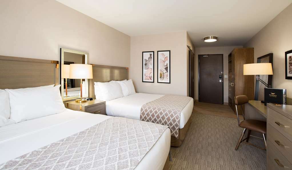 Pomeroy Hotel Fort Mcmurray Kamer foto